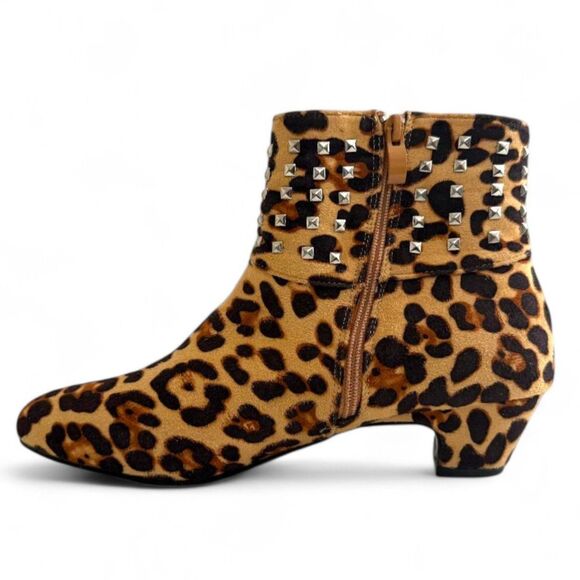 MASSEYS Presley Studded Low Heel LEOPARD Ankle Boot, Size 12 Wide - Picture 2 of 8